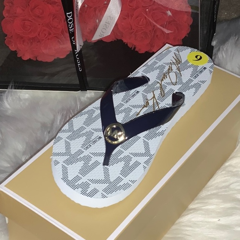 Mk flip flop